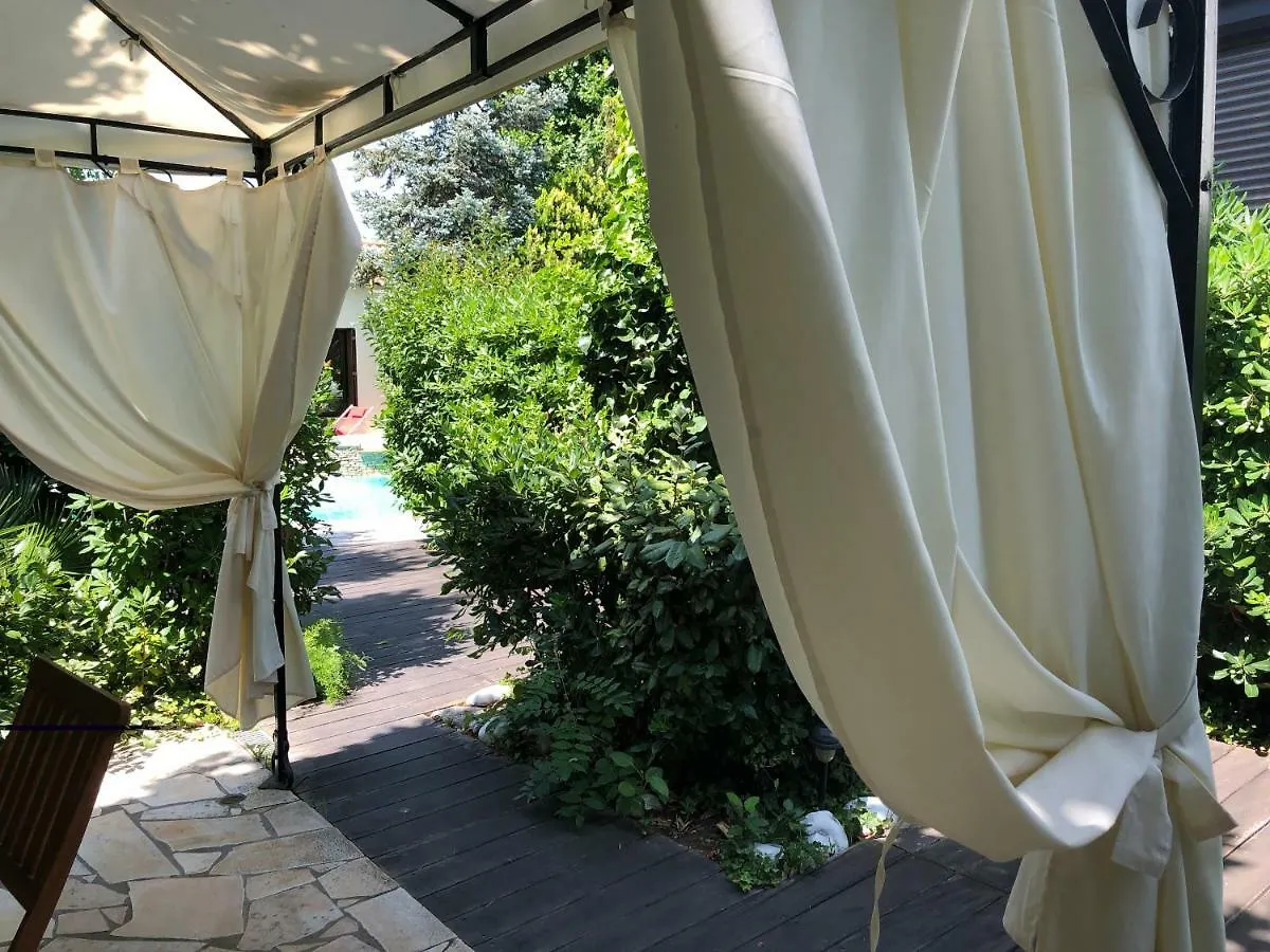 Bed & Breakfast La palmeraie Marsiglia